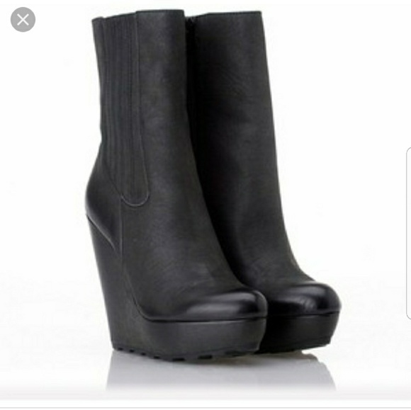 ash wedge boots